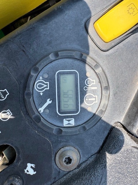 2016 John Deere Z925M Image 5