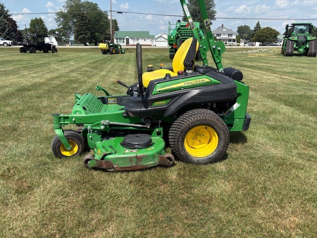 2016 John Deere Z925M Image 2