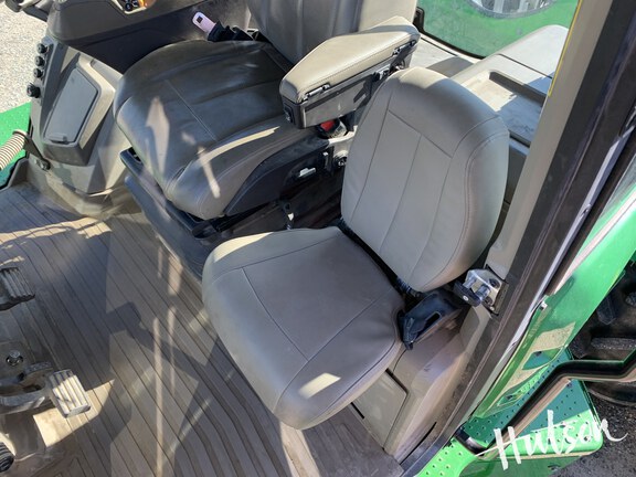 Photo of 2023 John Deere 9R 490