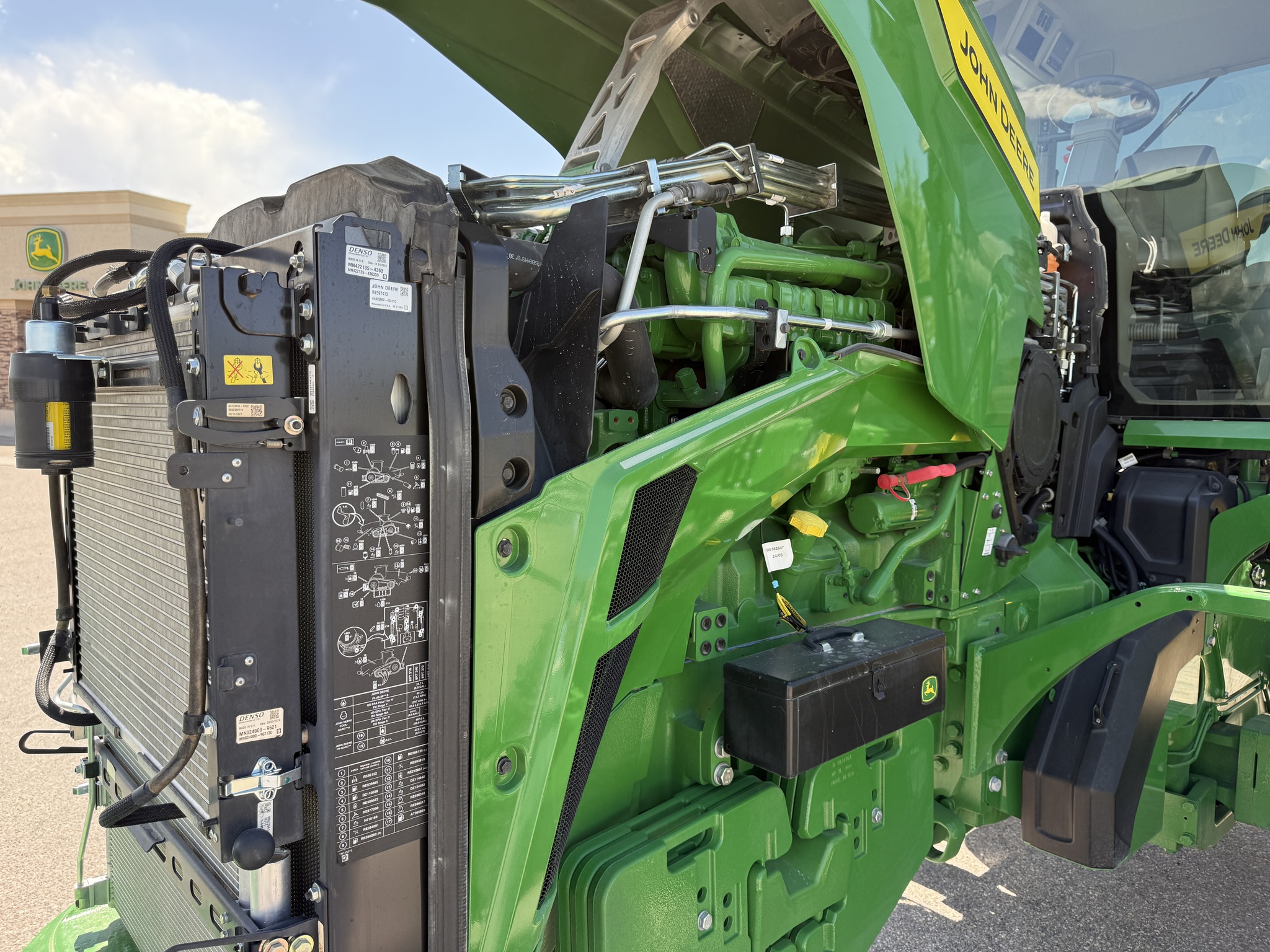 2024 John Deere 8RT 370 Image 20