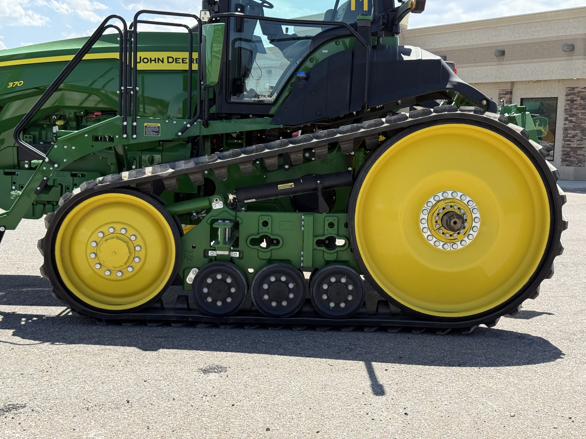 2024 John Deere 8RT 370 Image 41