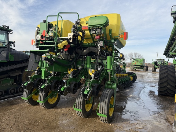 2024 John Deere 1775NT - Photo5