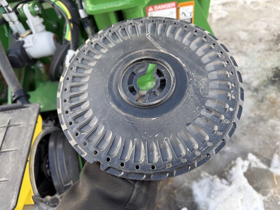 2024 John Deere 1775NT - Photo31