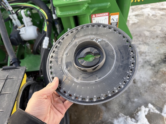 2024 John Deere 1775NT - Photo32