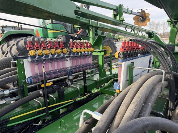 2024 John Deere 1775NT - Photo34