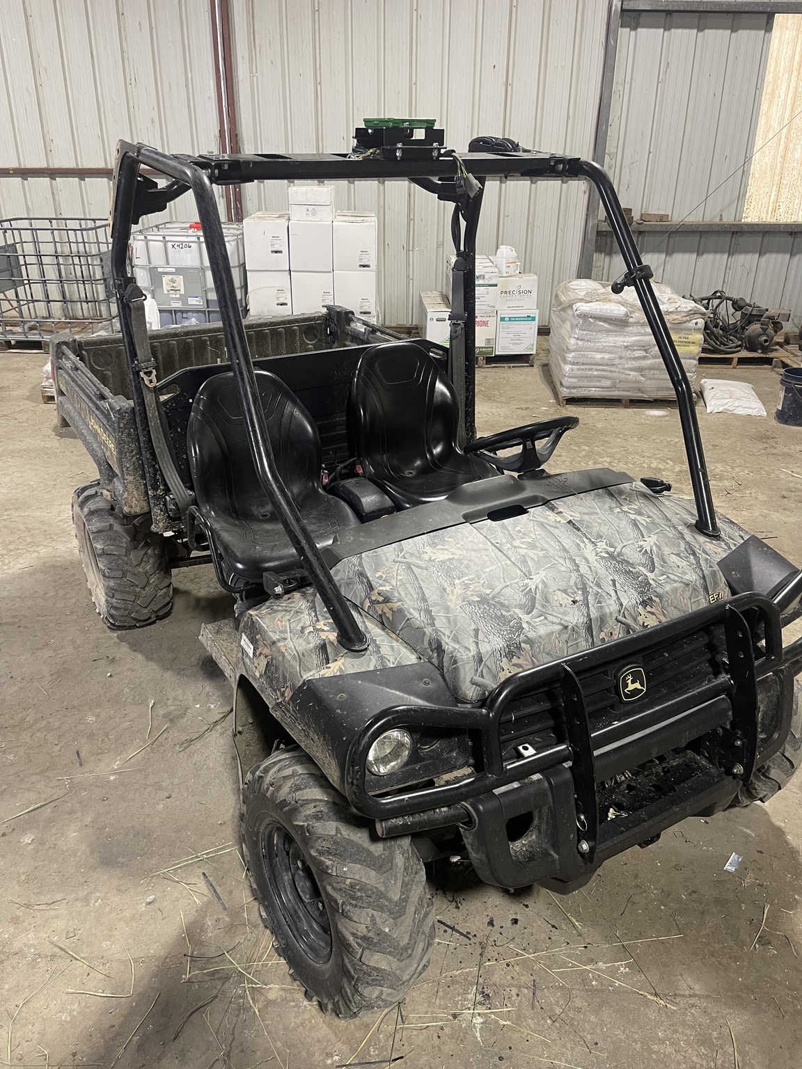 2016 John Deere XUV 825i Image 2