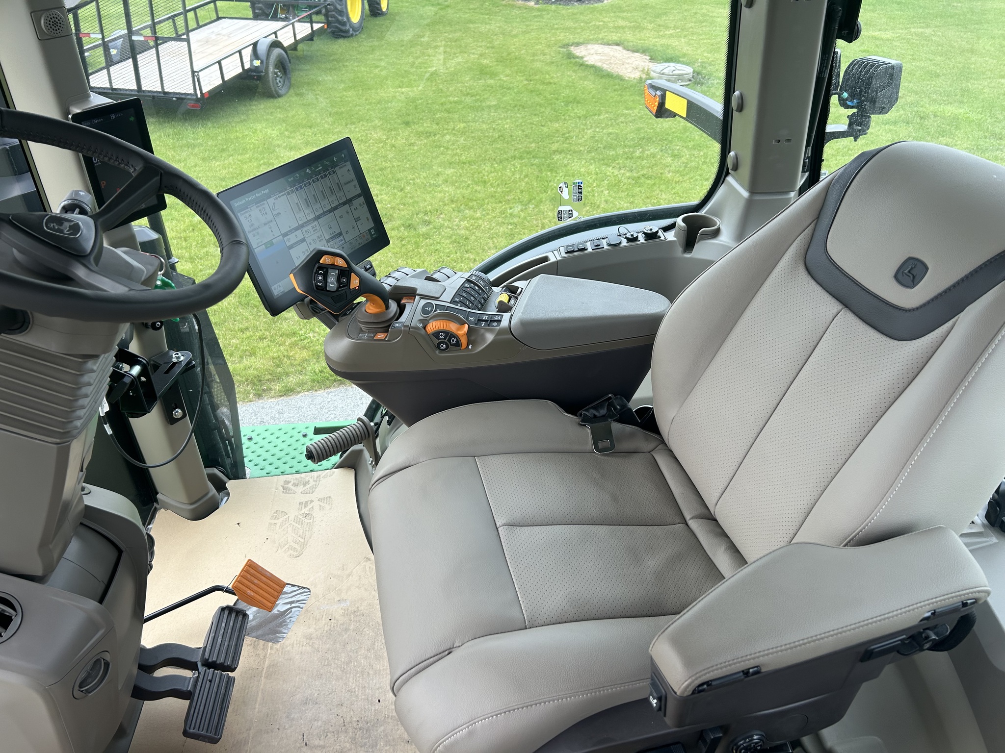 2024 John Deere 8R 340 Image 9