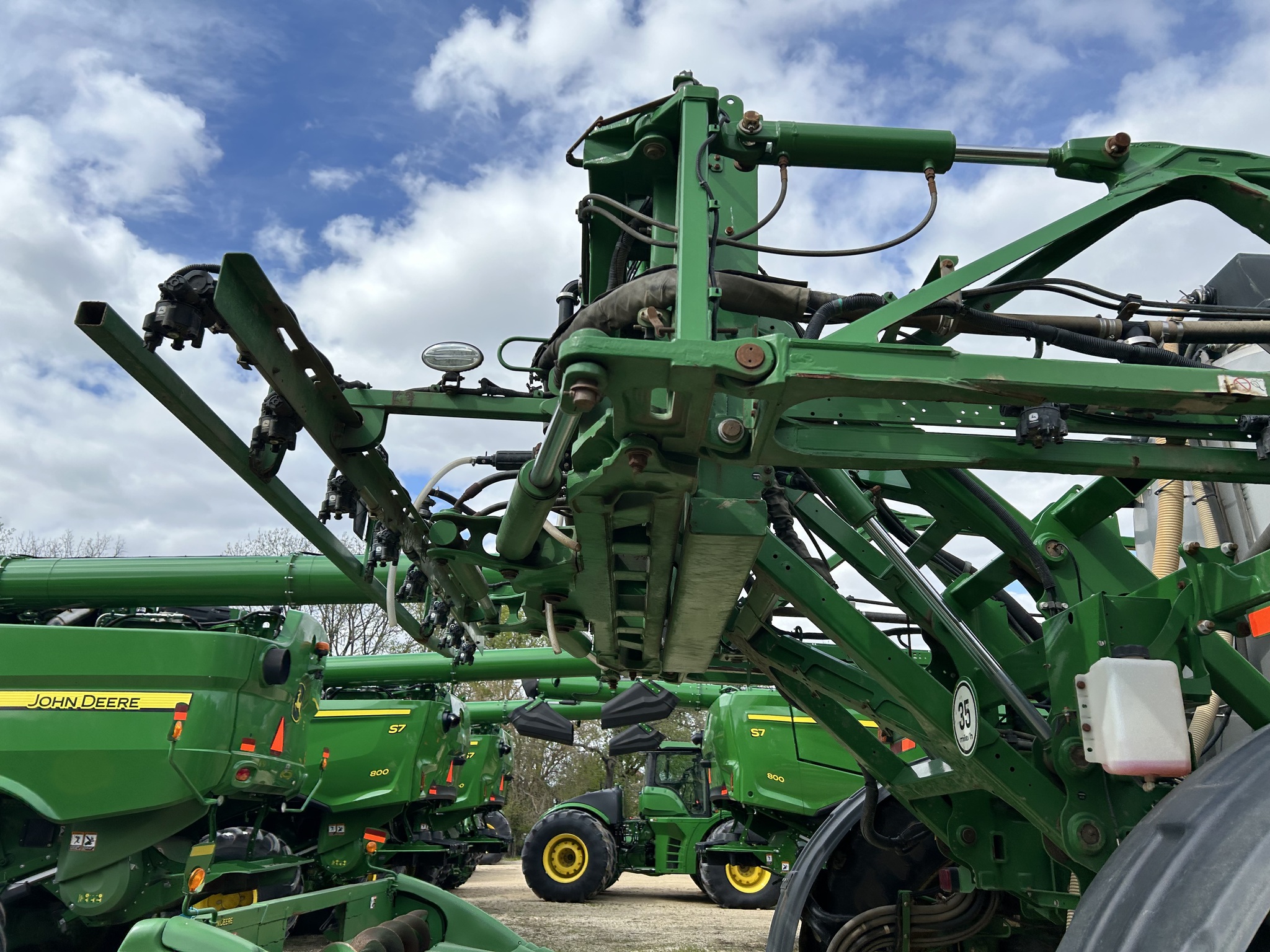  2018 John Deere R4045 at Heritage Tractor in Freeport, IL