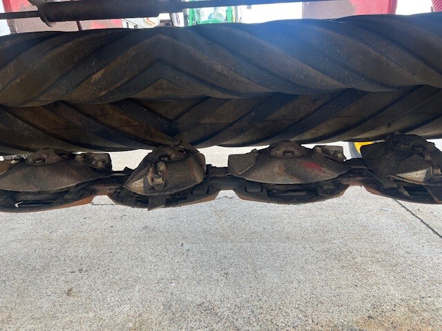  2016 New Holland H7220 at Heritage Tractor in West Plains, MO