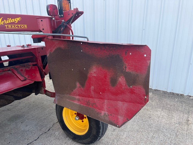 2016 New Holland H7220 at Heritage Tractor in West Plains, MO
