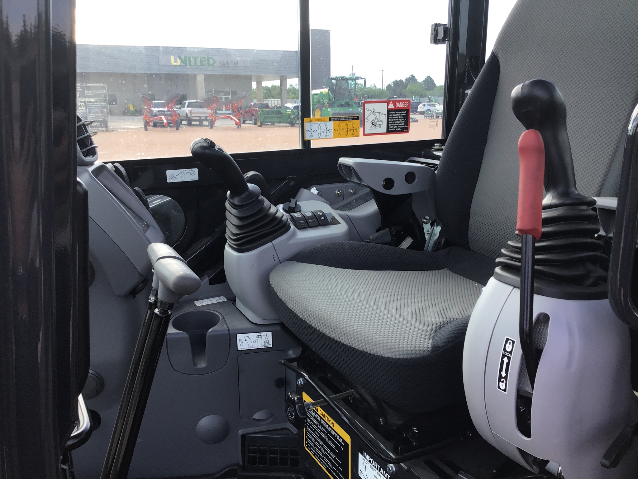 2024 John Deere 60 P Image 5