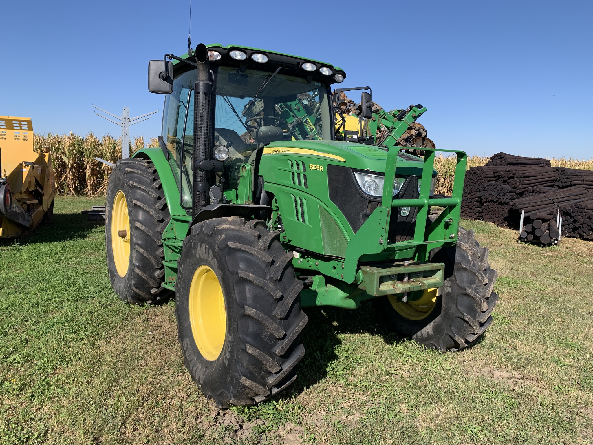 2013 John Deere 6105R Image 1