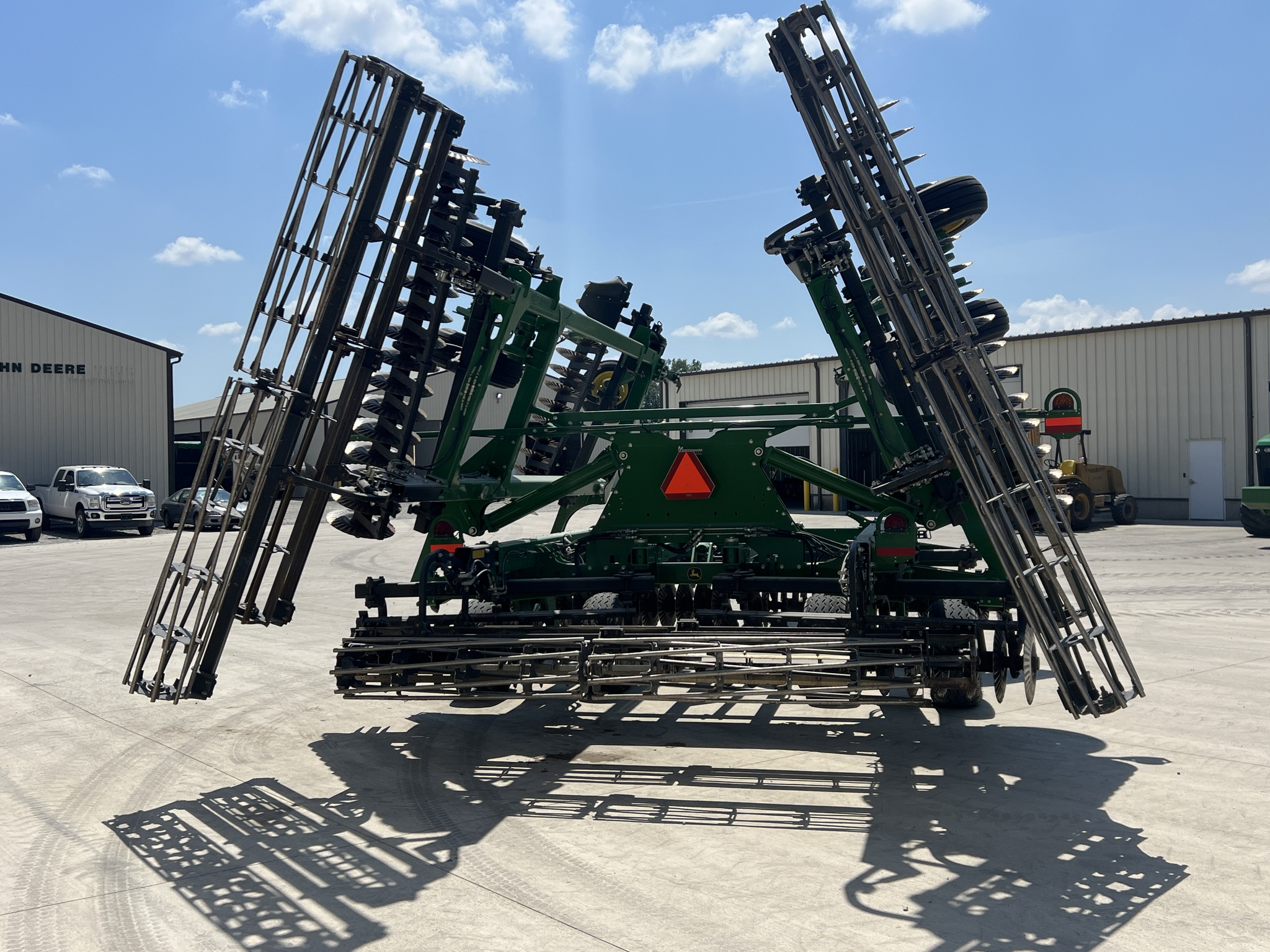 2021 John Deere 2660VT Image 4