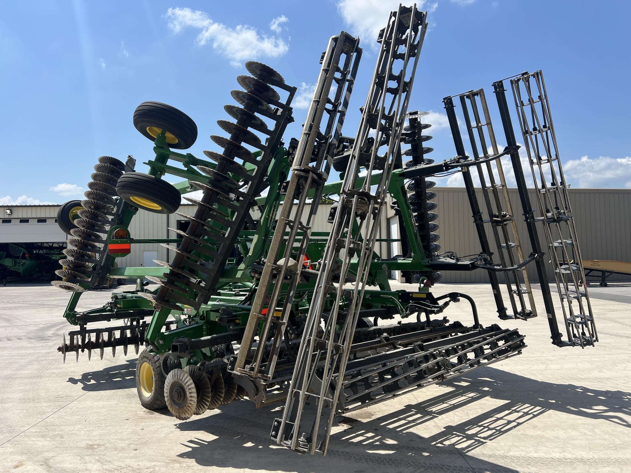 2021 John Deere 2660VT Image 5