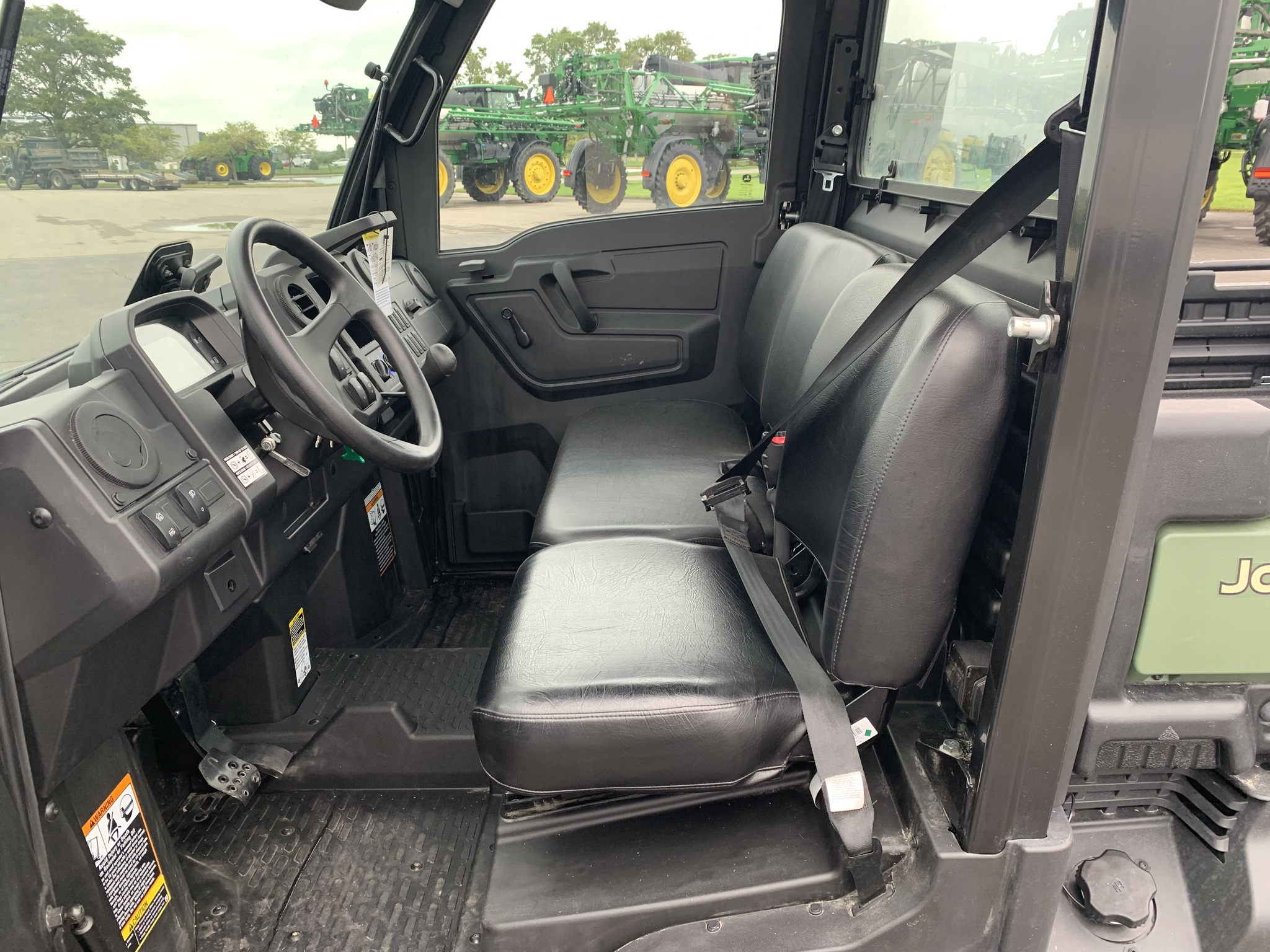 2024 John Deere XUV 835M HVAC Image 6