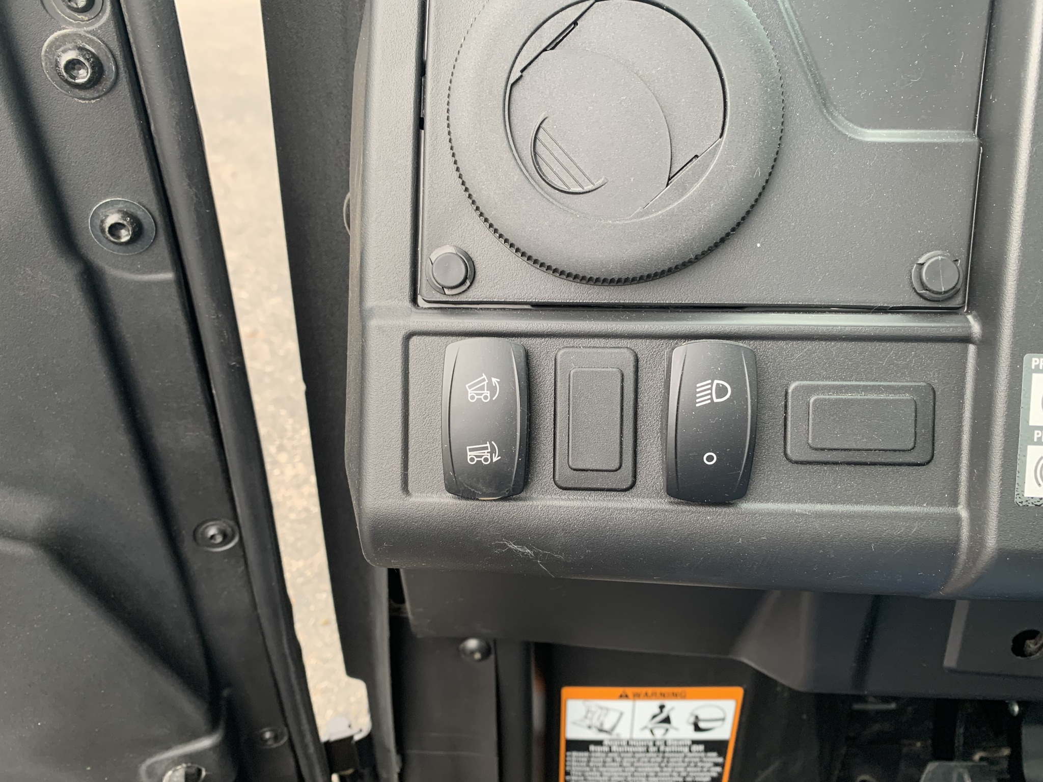 2024 John Deere XUV 835M HVAC Image 9