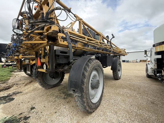 2017 RoGator RG1100B - Photo7