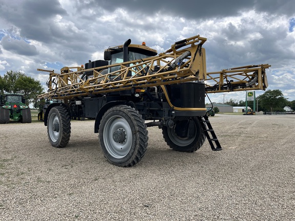 2017 RoGator RG1100B - Photo3