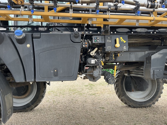 2017 RoGator RG1100B - Photo30