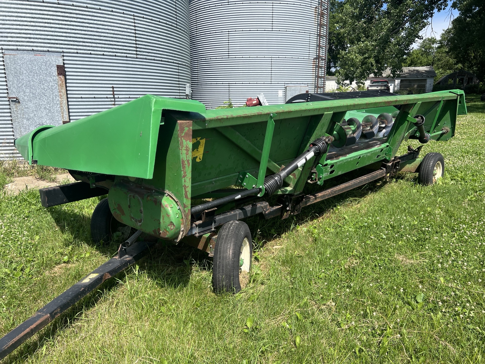 1988 John Deere 843 Image 6