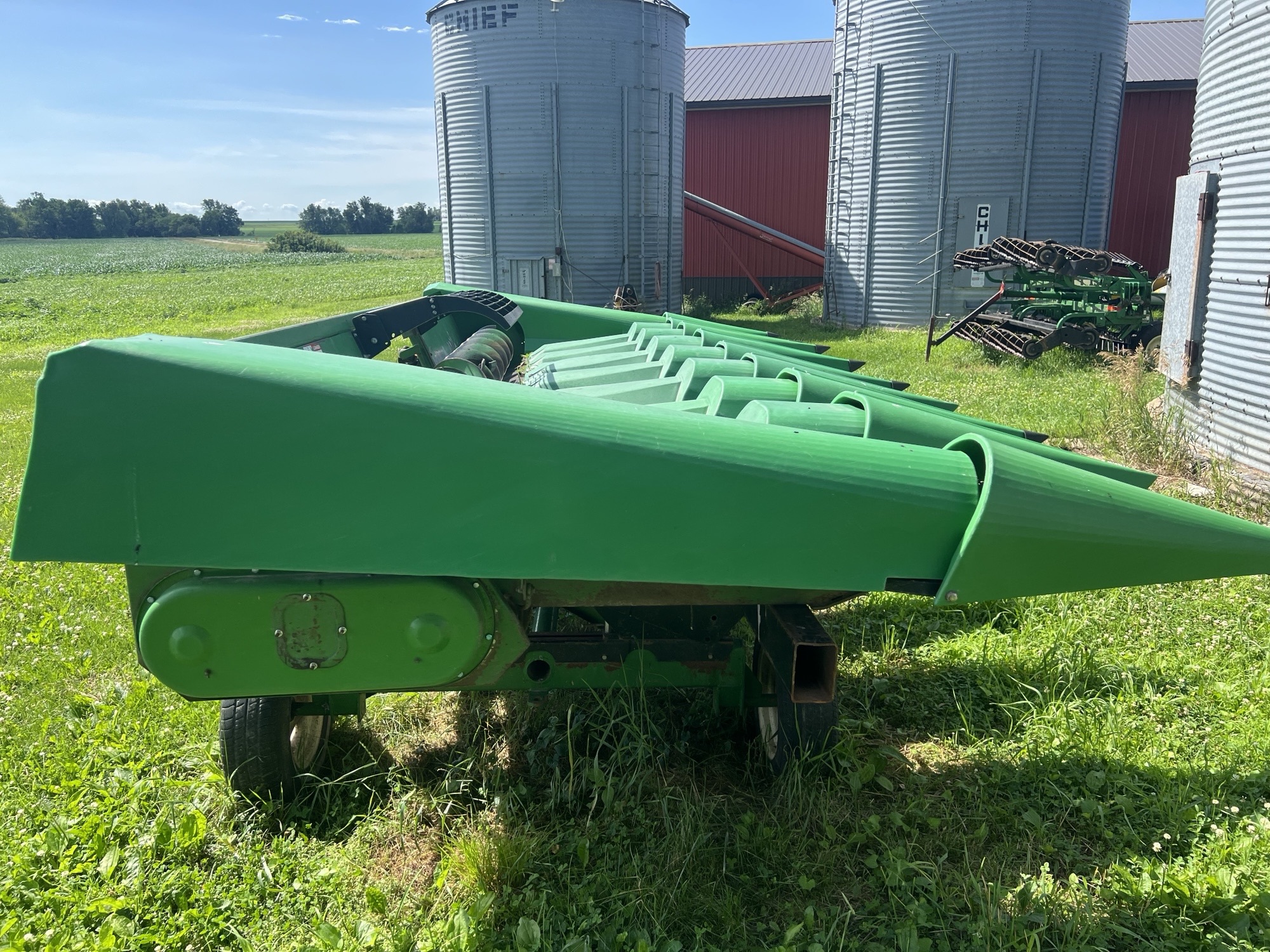 1988 John Deere 843 Image 7