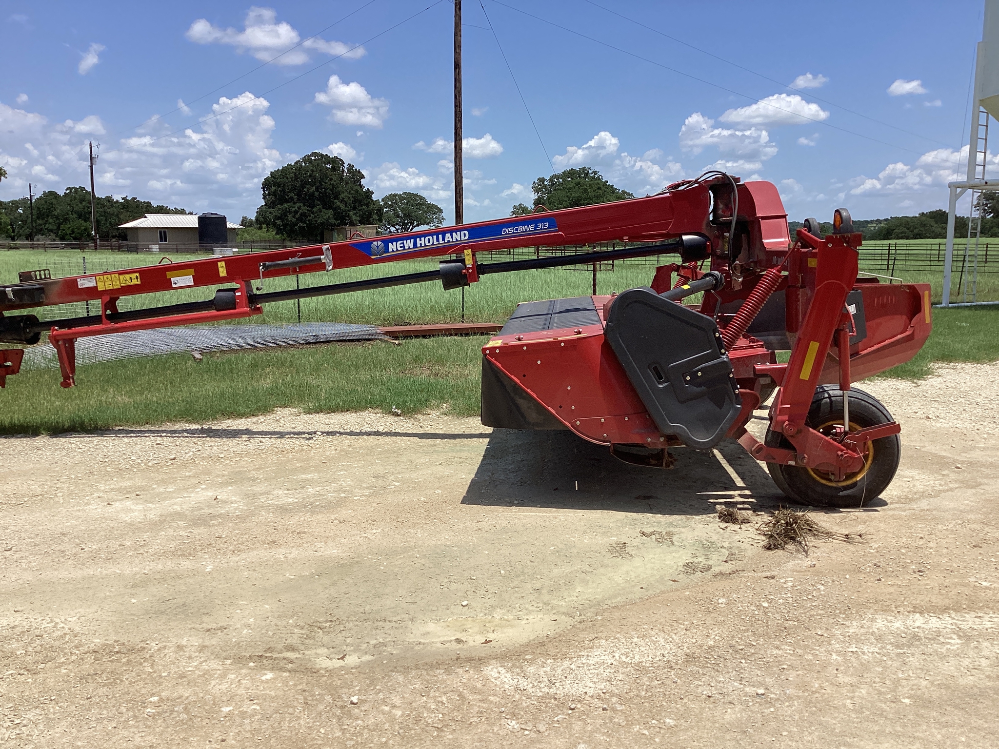 2020 New Holland 313 Image 1