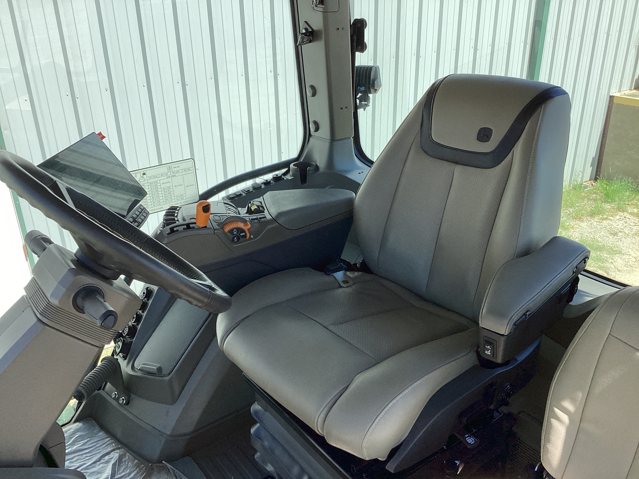 2024 John Deere 8RX 410 Image 15