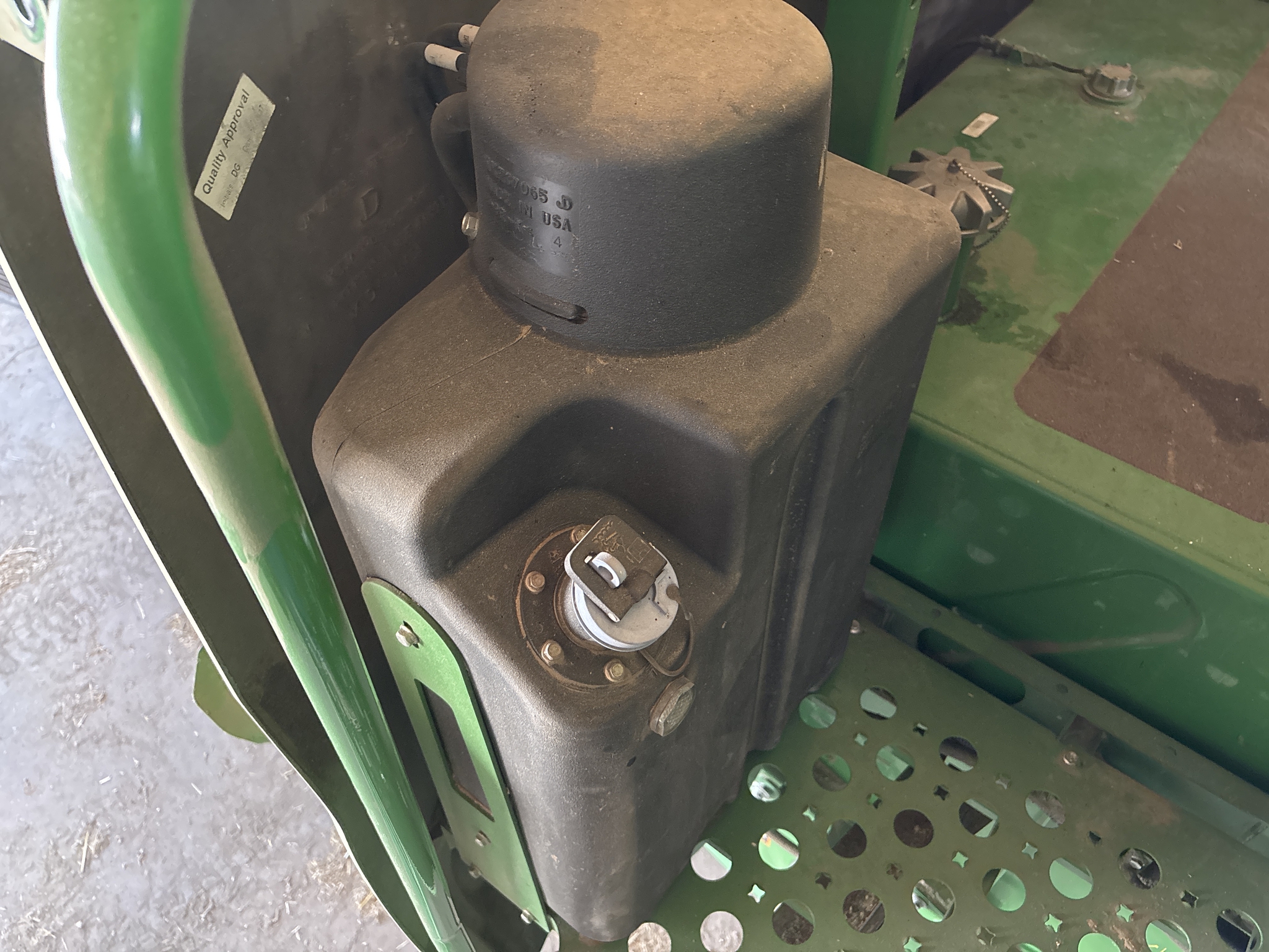 Used 2017 John Deere S670 Combines at Koenig Equipment in Oxford, OH - PhotoXL5