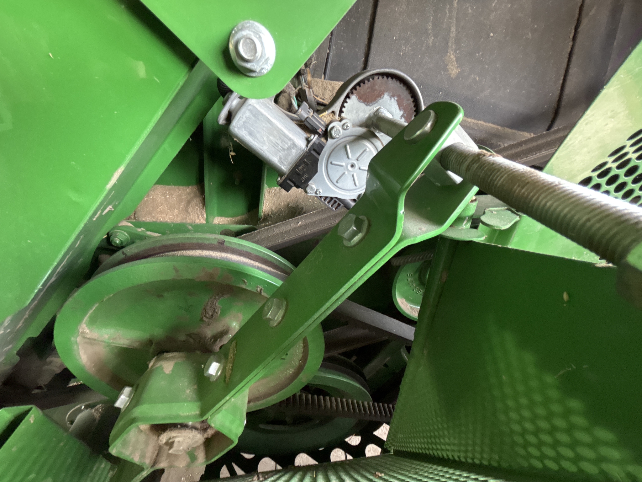 Used 2017 John Deere S670 Combines at Koenig Equipment in Oxford, OH - PhotoXL33
