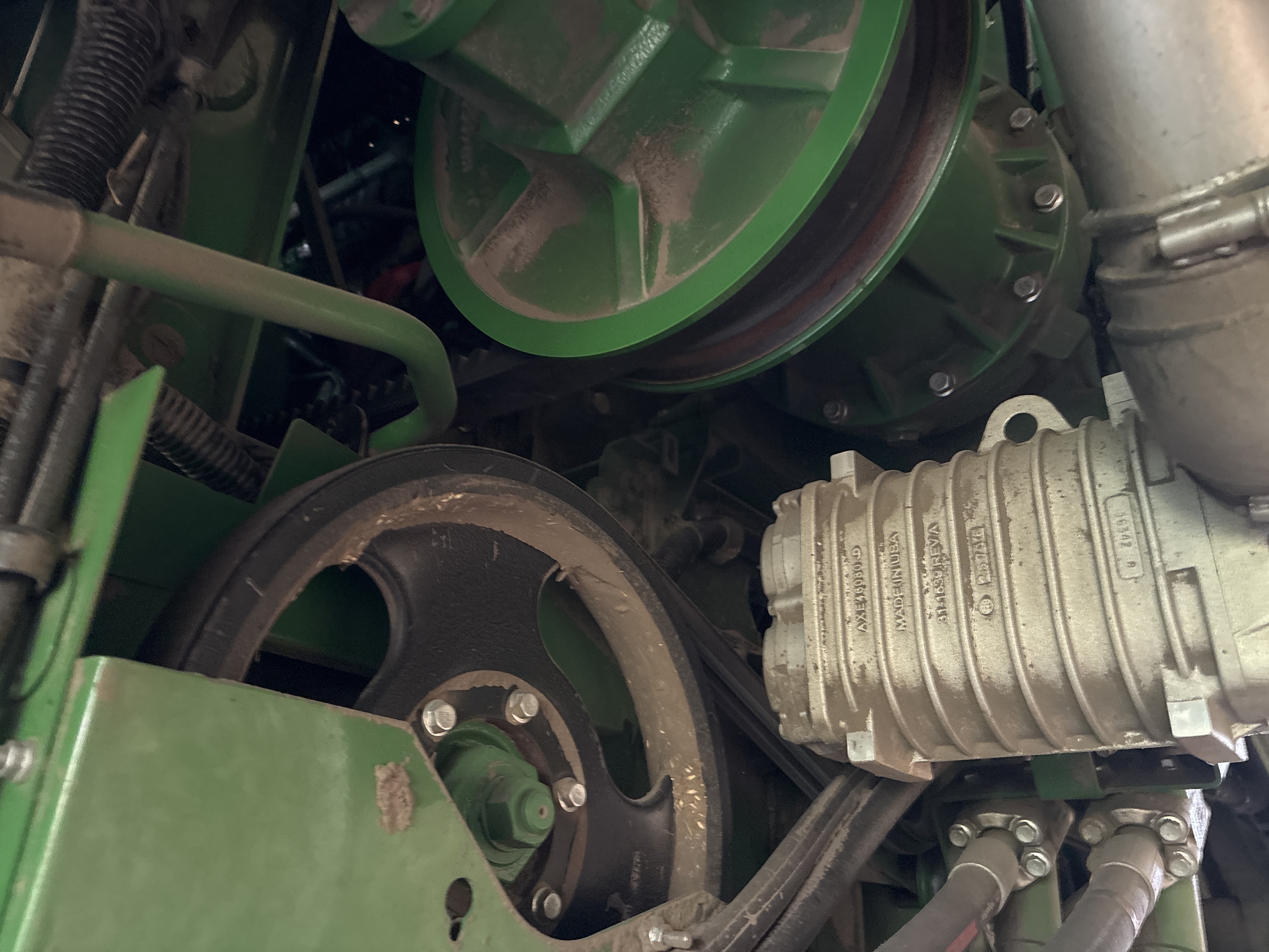 Used 2017 John Deere S670 Combines at Koenig Equipment in Oxford, OH - PhotoXL38