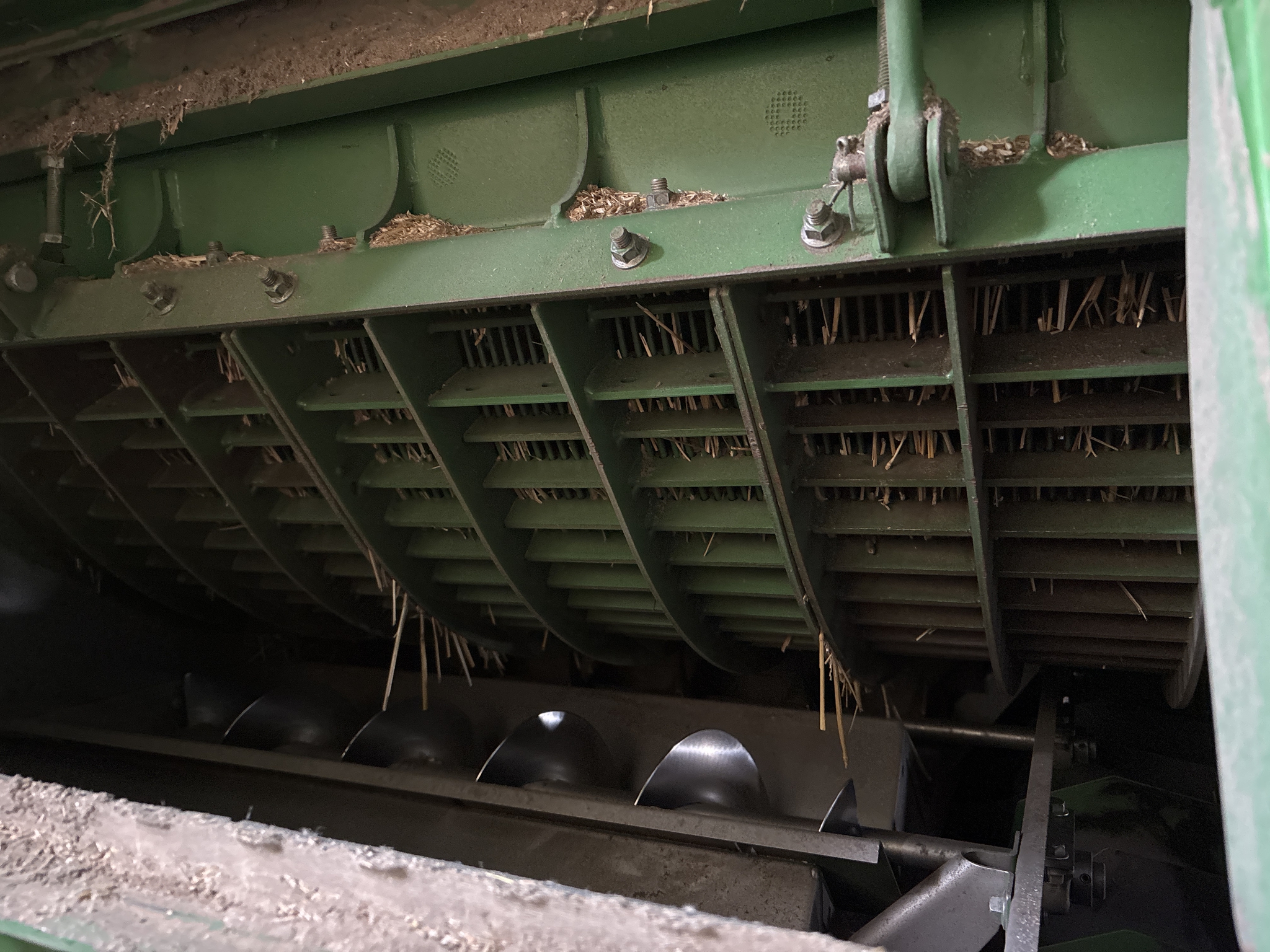 Used 2017 John Deere S670 Combines at Koenig Equipment in Oxford, OH - PhotoXL43