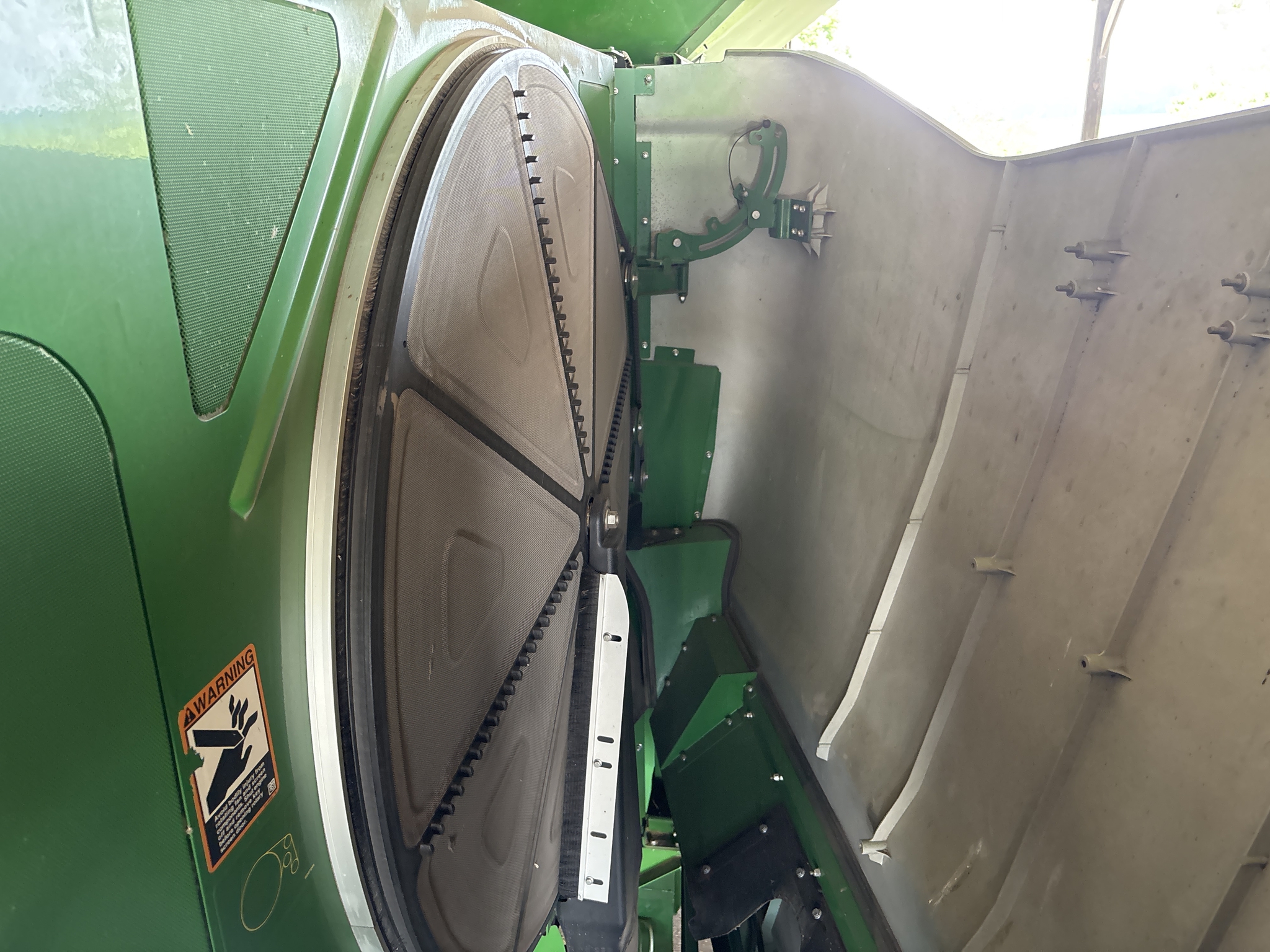 Used 2017 John Deere S670 Combines at Koenig Equipment in Oxford, OH - PhotoXL6