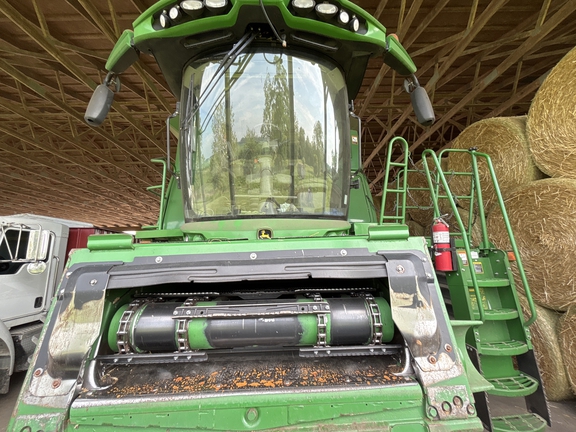 Used 2017 John Deere S670 Combines at Koenig Equipment in Oxford, OH - Photo2