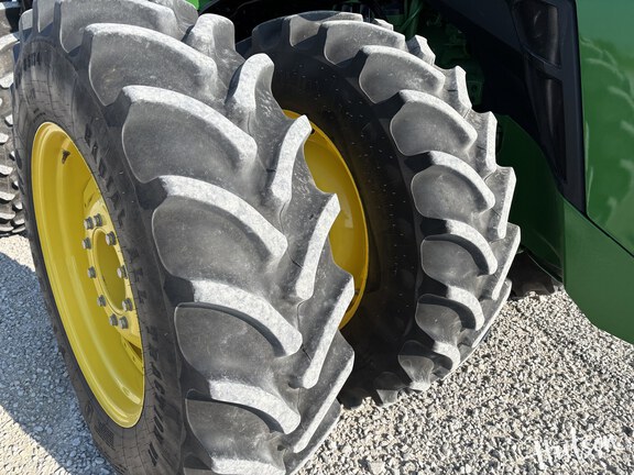 Photo of 2024 John Deere 8R 280