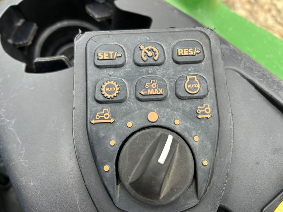 Used 2022 John Deere 4066R Compact Utility Tractors at Horizon Ag & Turf in Wetaskiwin, AB - Photo15