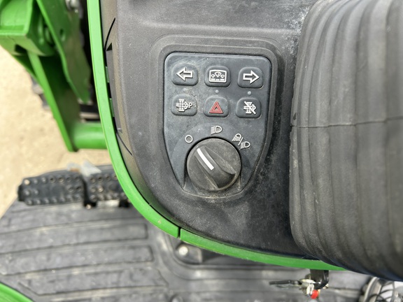Used 2022 John Deere 4066R Compact Utility Tractors at Horizon Ag & Turf in Wetaskiwin, AB - Photo17