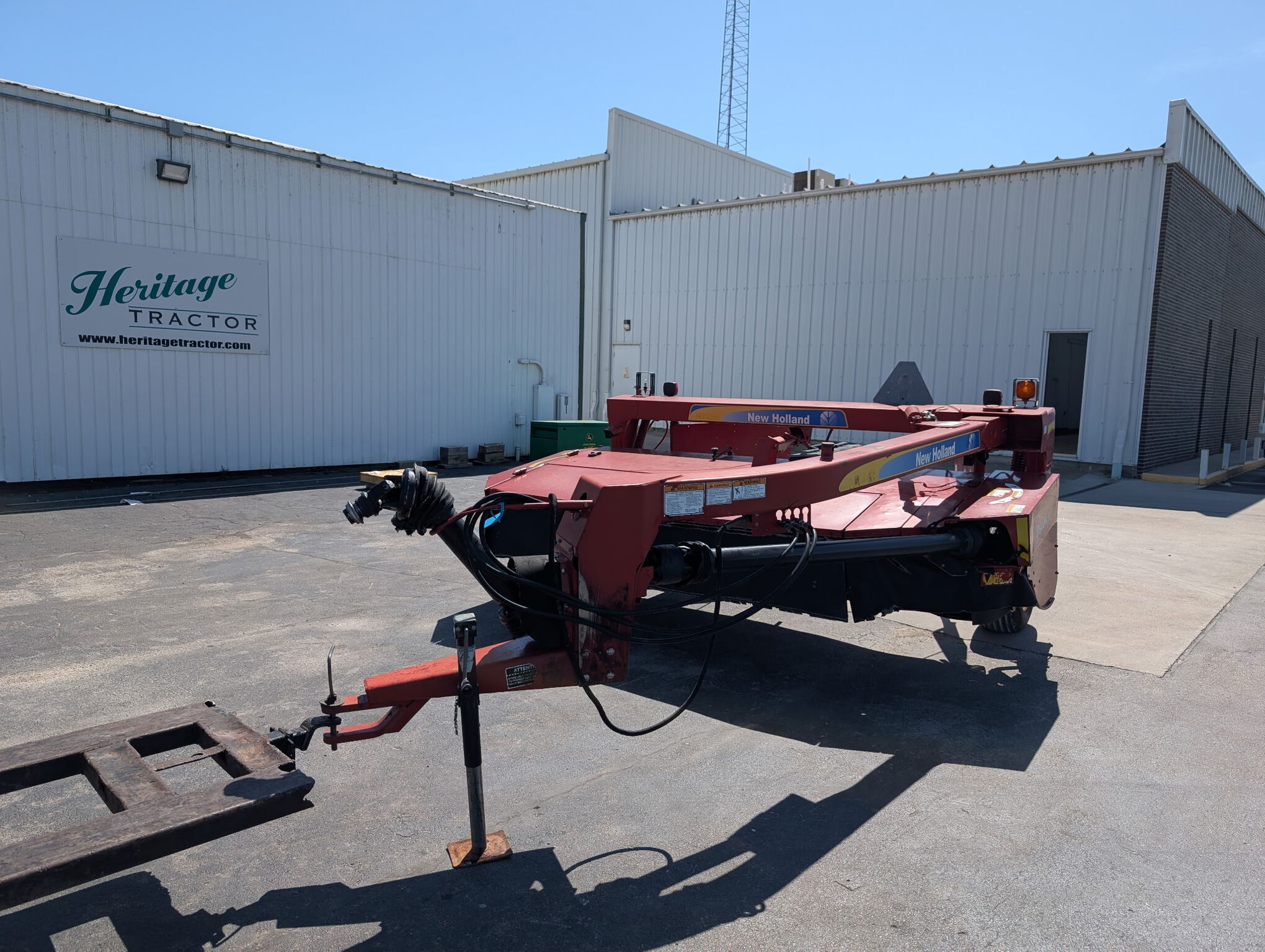  2010 New Holland H7230 at Heritage Tractor in Lamar, MO