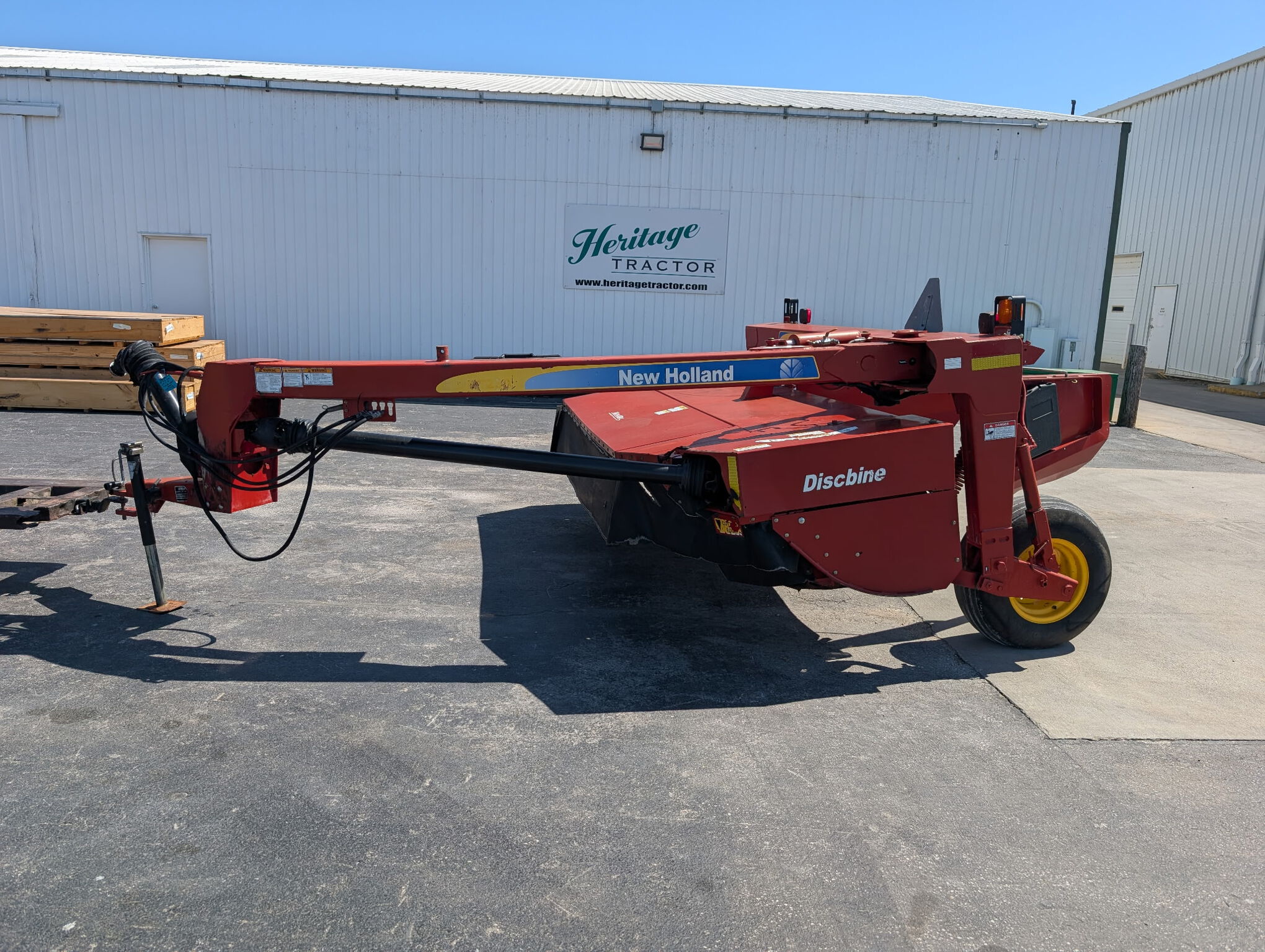  2010 New Holland H7230 at Heritage Tractor in Lamar, MO