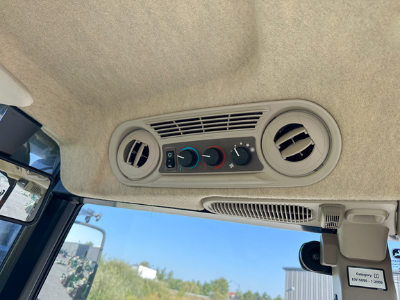 2024 John-Deere 5075E