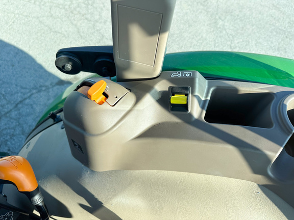 2024 John-Deere 5075E