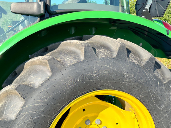 2024 John-Deere 5075E