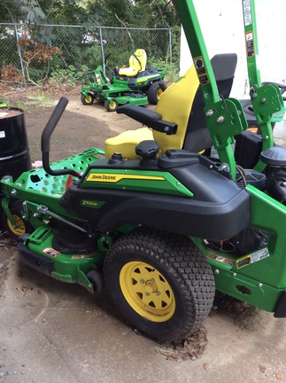 2023 John Deere Z920M Photo 2