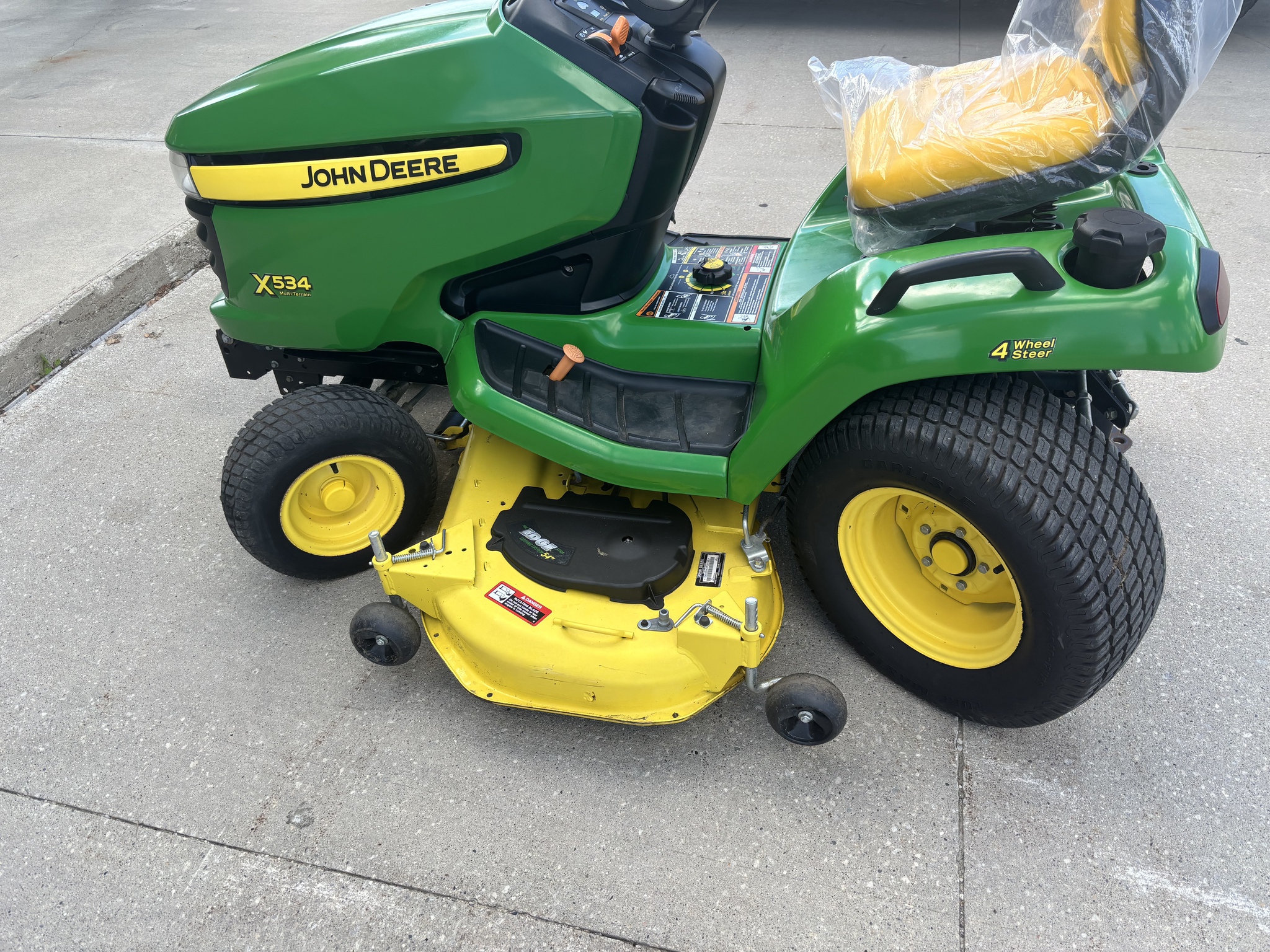 2012 John Deere X534 Image 1