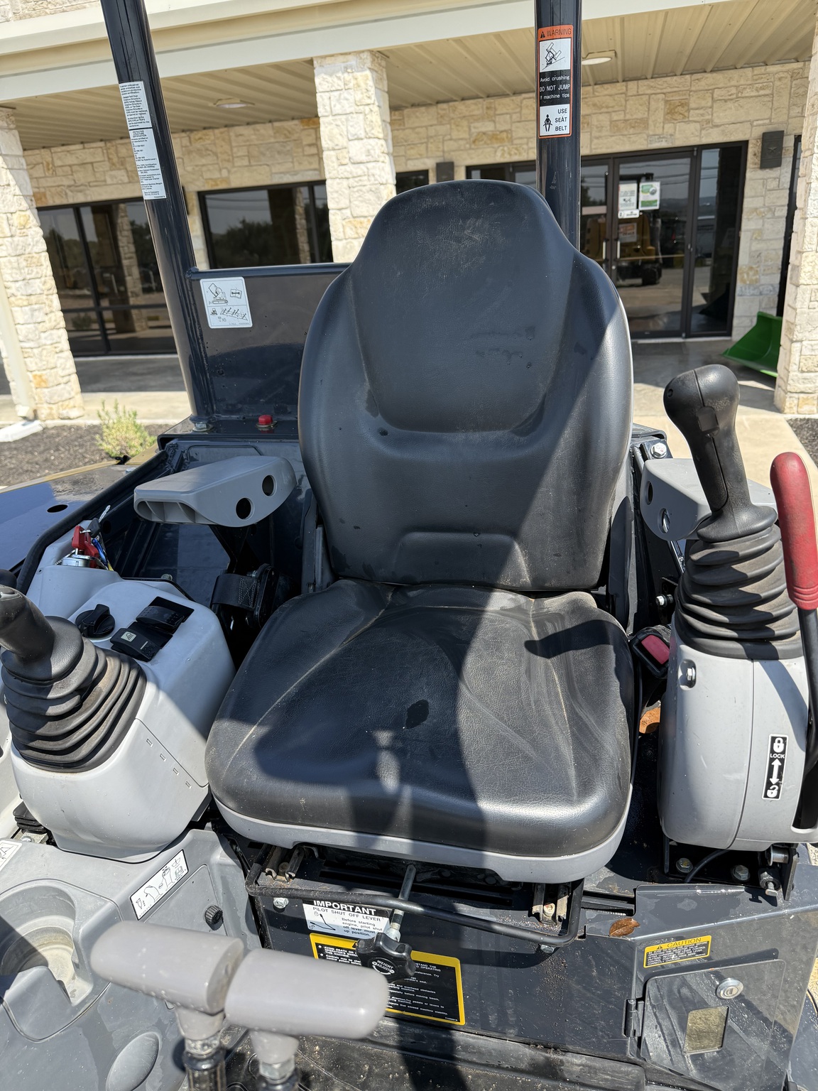 2023 John Deere 35G Image 7