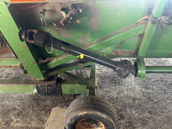 Photo of 2001 John Deere 893