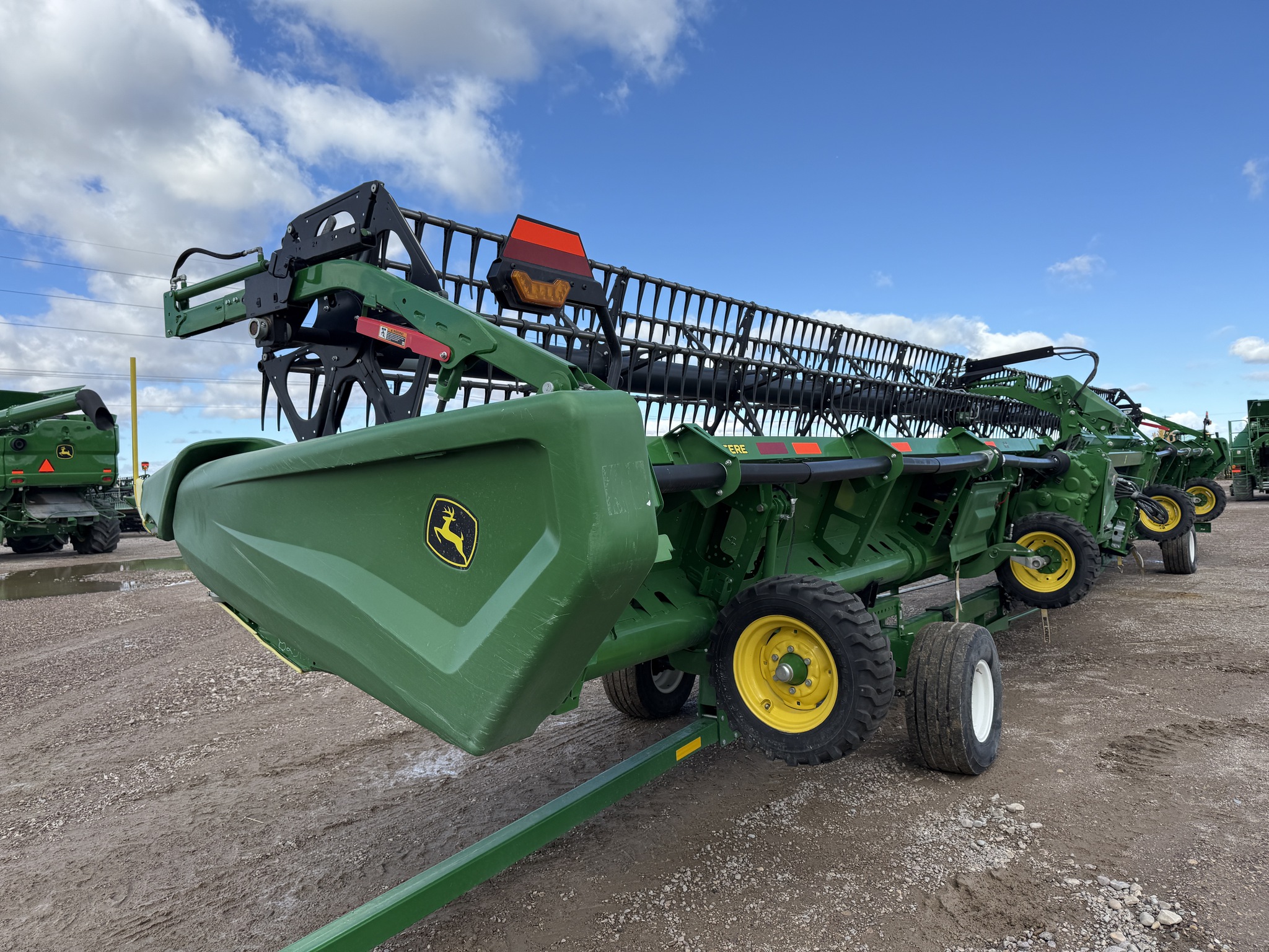 2023 John Deere HD50R Image 5