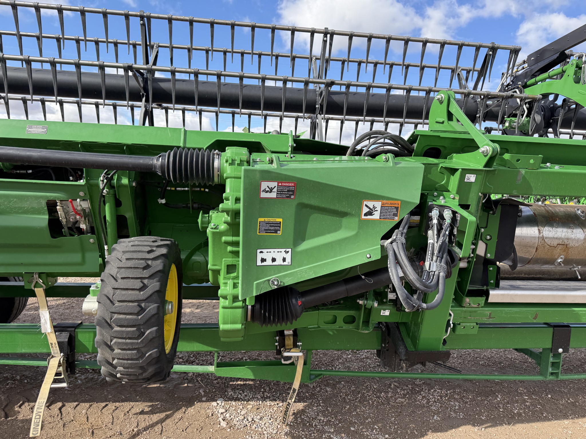 2023 John Deere HD50R Image 16