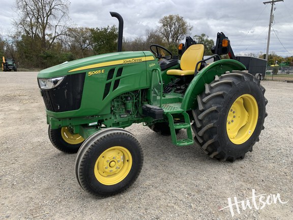 Photo of 2022 John Deere 5065E
