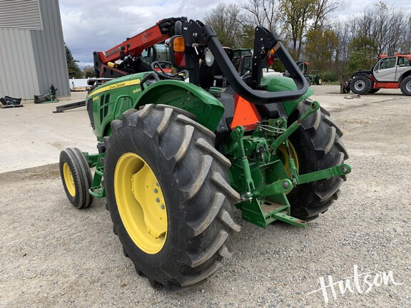 Photo of 2022 John Deere 5065E