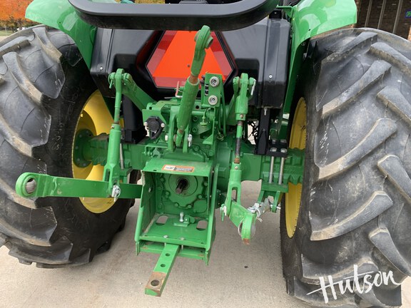 Photo of 2022 John Deere 5065E